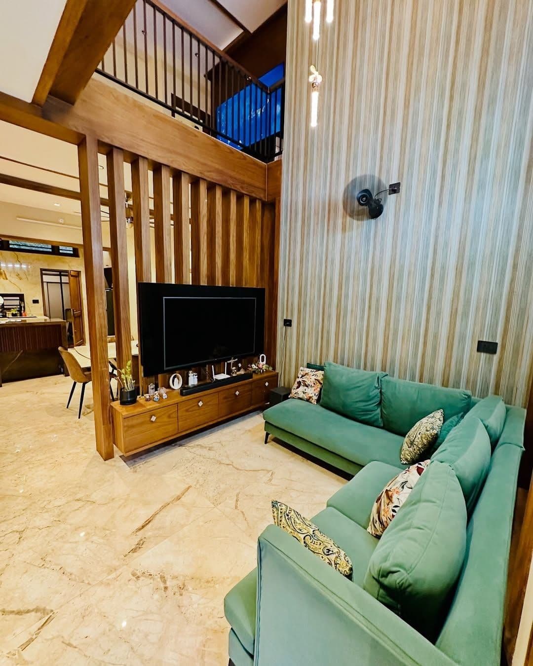 5BHK Residential for Sale in Malayidam Thuruth, Ernakulam, Kerala, kochi | 66 Cents