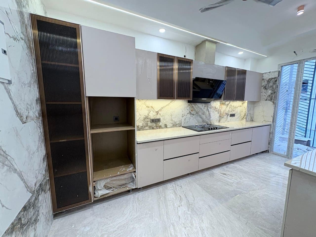 3BHK Residential for Sale in Sector 44, Gurugram, Haryana, gurgaon | 66 Cents