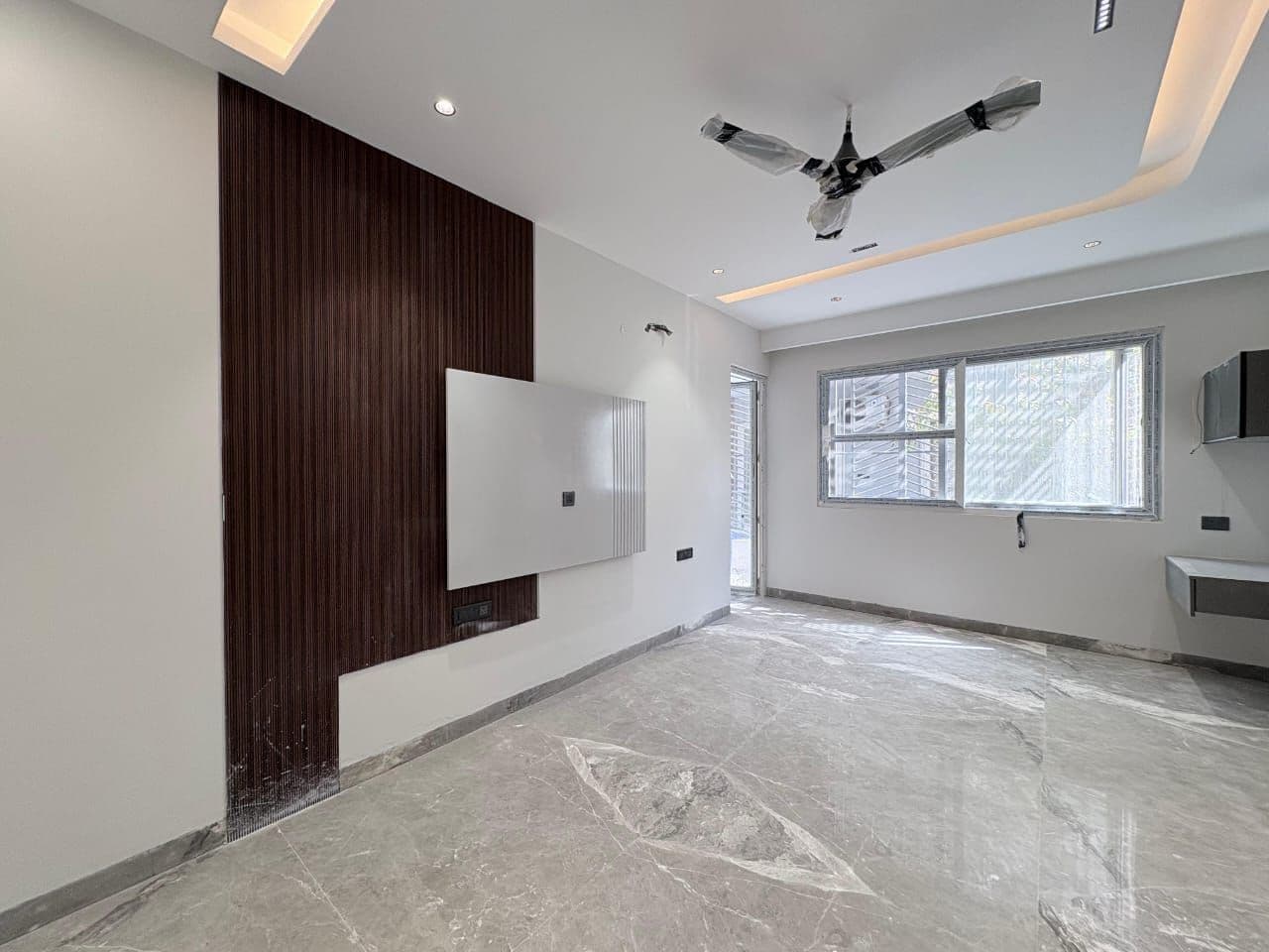 3BHK Residential for Sale in Sector 44, Gurugram, Haryana, gurgaon | 66 Cents