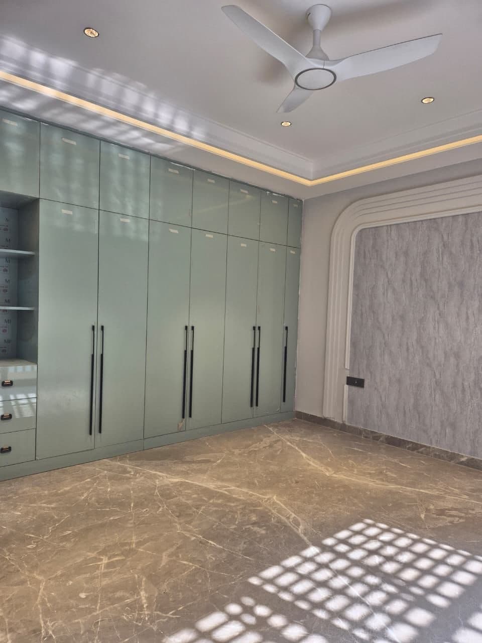 4BHK Residential for Sale in Sector 49, Gurugram, Haryana, gurgaon | 66 Cents
