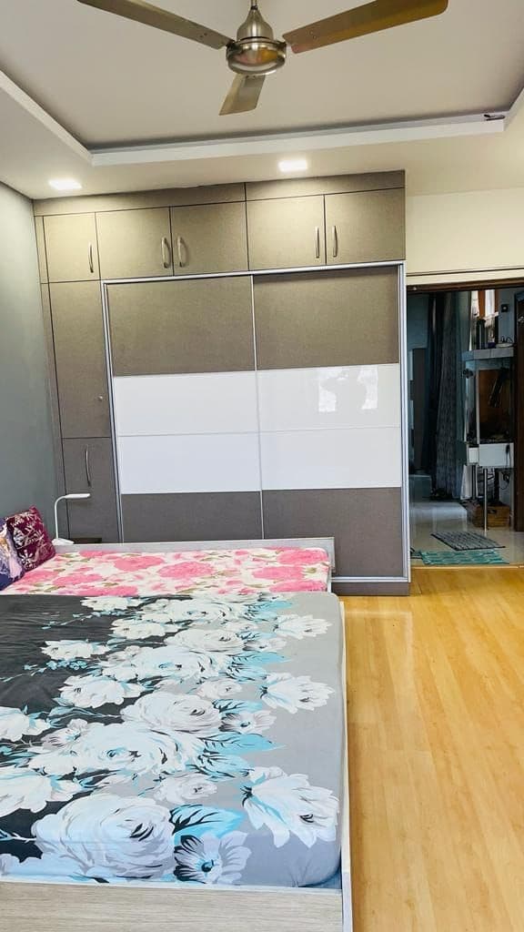 3BHK Residential for Sale in Sector 43, Gurugram, Haryana, gurgaon | 66 Cents