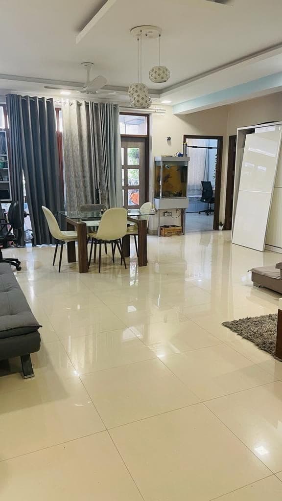 3BHK Residential for Sale in Sector 43, Gurugram, Haryana, gurgaon | 66 Cents