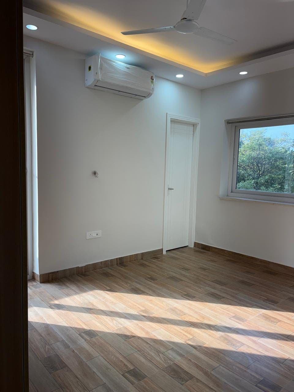 4BHK Residential for Sale in Sector 49, Gurugram, Haryana, gurgaon | 66 Cents