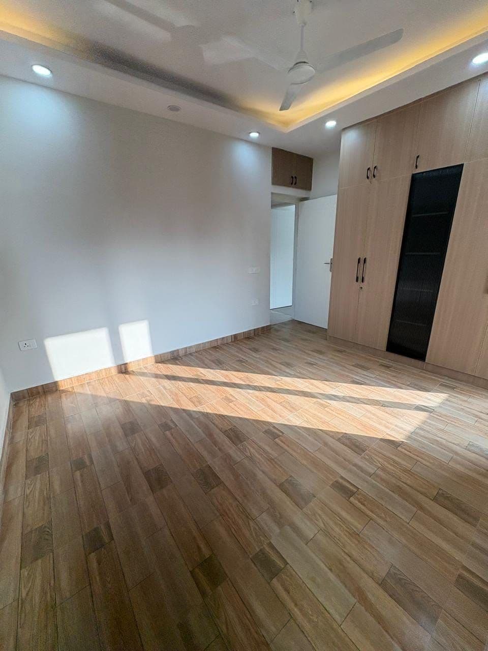 4BHK Residential for Sale in Sector 49, Gurugram, Haryana, gurgaon | 66 Cents