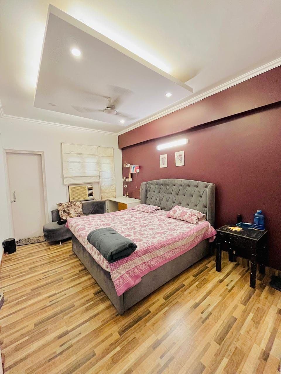 3BHK Residential for Sale in Sector 25, Gurugram, Haryana, gurgaon | 66 Cents