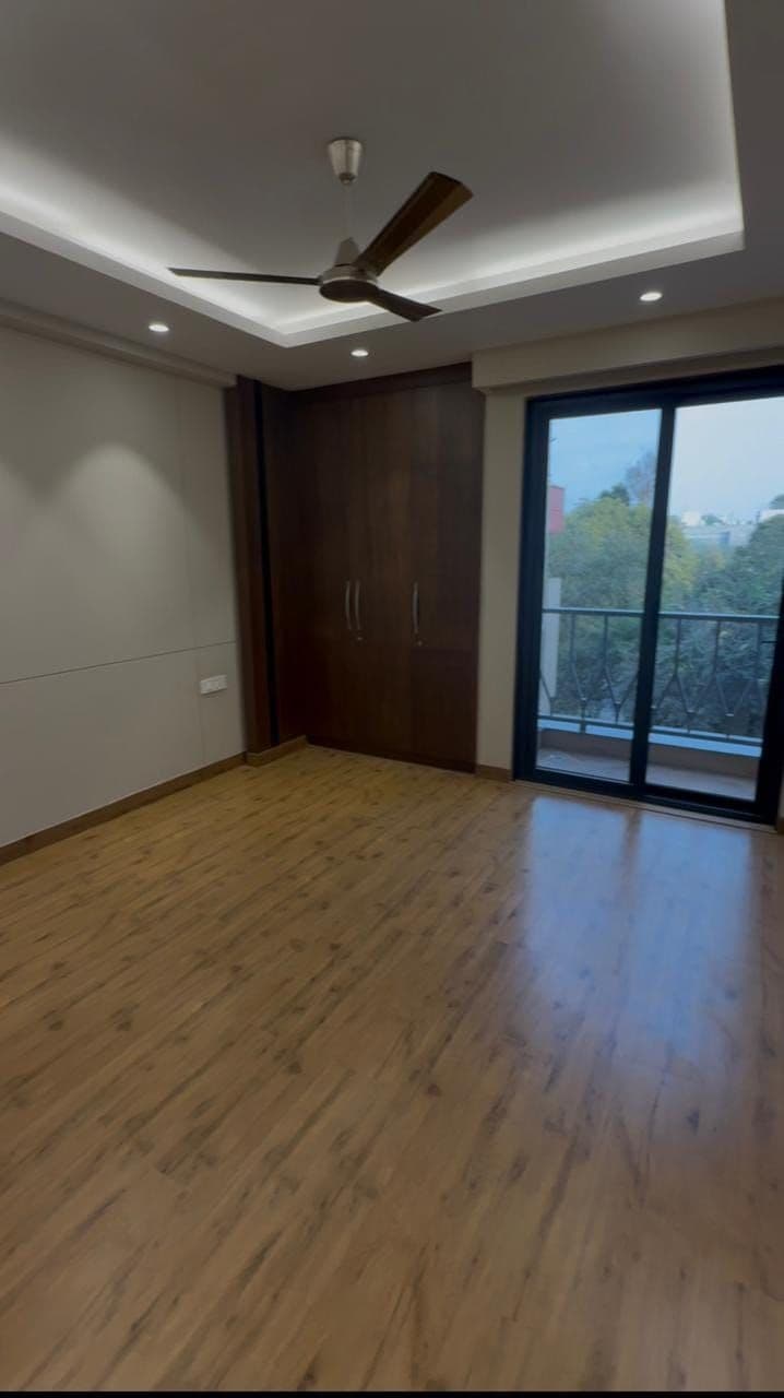 4BHK Residential for Sale in Safdarjung Enclave, New Delhi, Delhi, delhi | 66 Cents