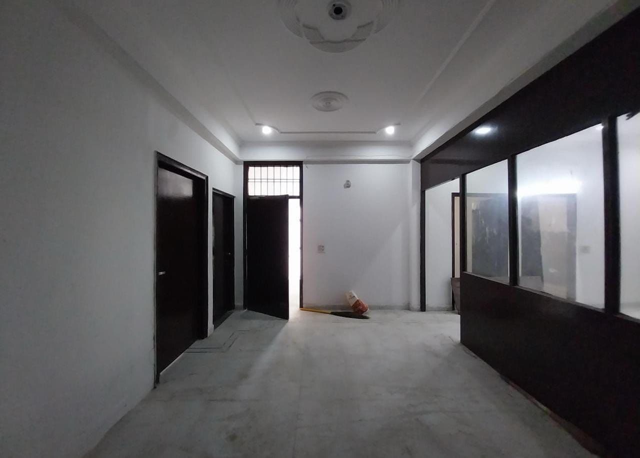 5+BHK Residential for Sale in Sector 31, Noida, Uttar Pradesh, noida | 66 Cents