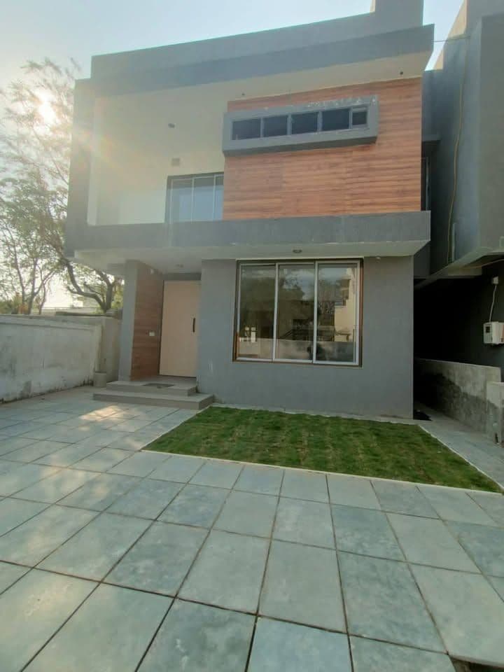 4BHK Residential for Sale in Ghuma, Ahmedabad | 66 Cents