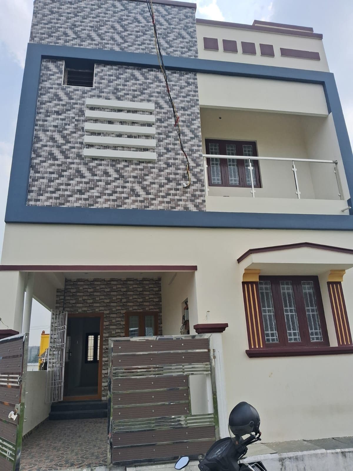 3BHK Residential for Sale in Gerugambakkam, Chennai, Tamil Nadu, Chennai | 66 Cents