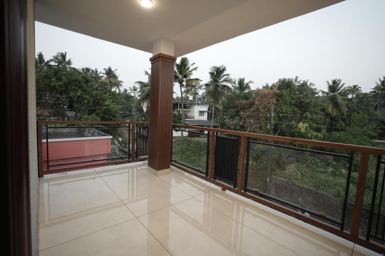 3BHK Residential for Sale in Palakkal Center, Kodungallur - Shornur Road, Palakkal, Thrissur, Kerala, Thrissur | 66 Cents