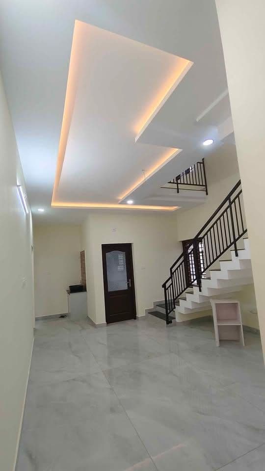 4BHK Residential for Sale in Vembilly Rd, Pallikkara, Ernakulam, Kerala, Ernakulam | 66 Cents