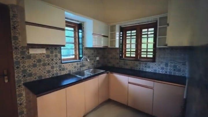 4BHK Residential for Sale in Athirampuzha, Kottayam, Kerala, Kottayam | 66 Cents