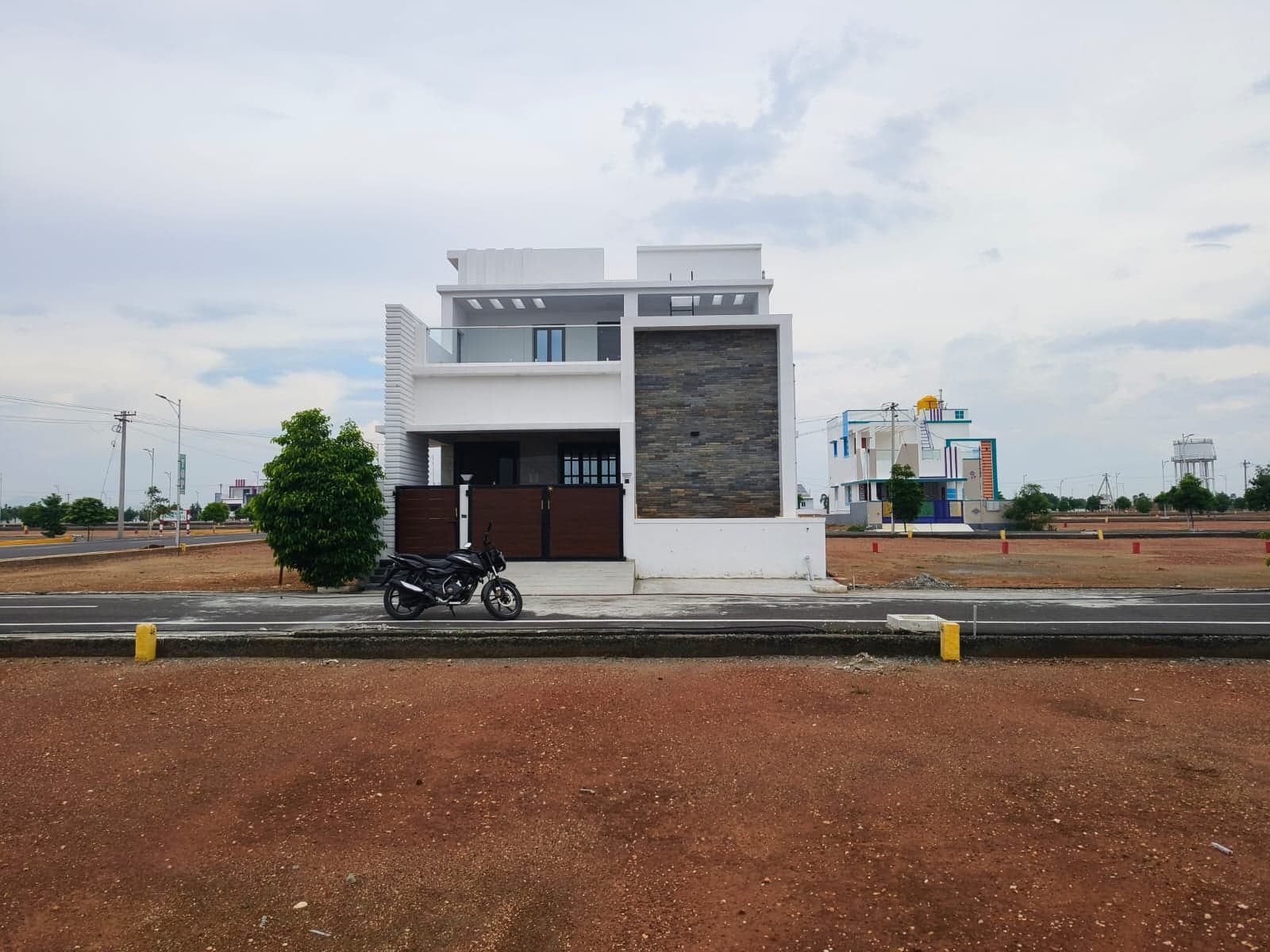 4BHK Residential for Sale in Mahadhavapuram Tiruchengode Tamil Nadu, Namakkal | 66 Cents