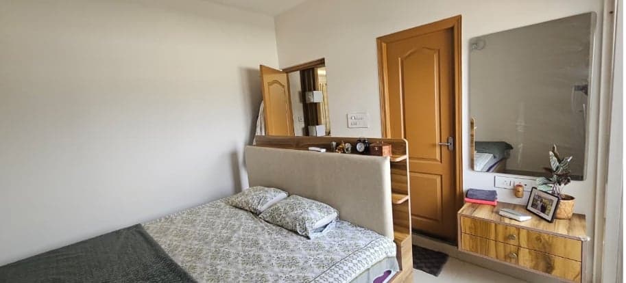 2BHK Residential for Sale in Beretena agrahara lake gate, Lavakusha Nagar, Pragathi Nagar, Electronic City, Bengaluru, Bengaluru Urban, Karnataka, Bengaluru (Bangalore) Urban | 66 Cents