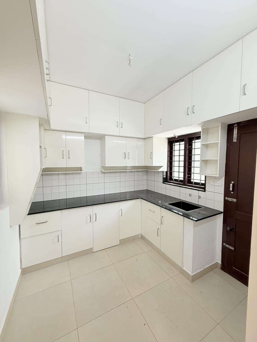 3BHK Residential for Sale in Palayam, Thiruvananthapuram, Kerala, Thiruvananthapuram | 66 Cents