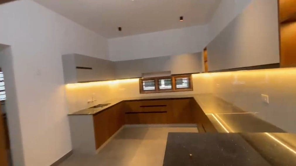 4BHK Residential for Sale in Athirampuzha, Kottayam, Kerala, Kottayam | 66 Cents
